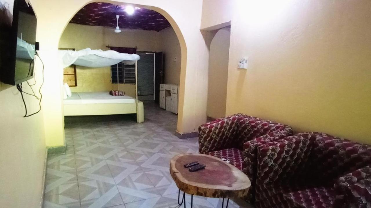 Baba Lao Hotel Malindi Dış mekan fotoğraf