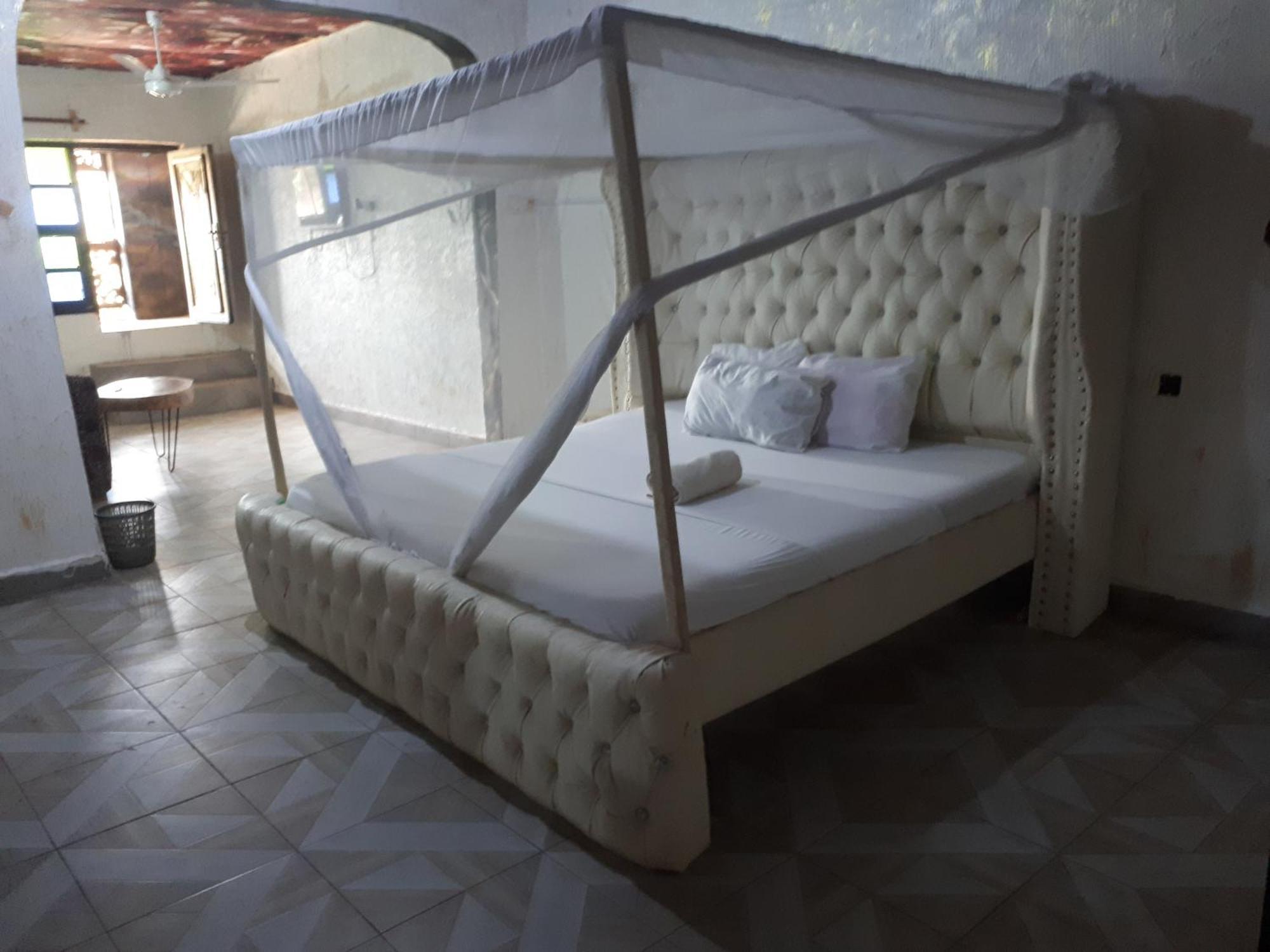Baba Lao Hotel Malindi Dış mekan fotoğraf